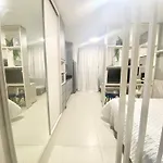 Lindo ap próx metrô e parque Ibirapuera com internet rápida 309 síntese